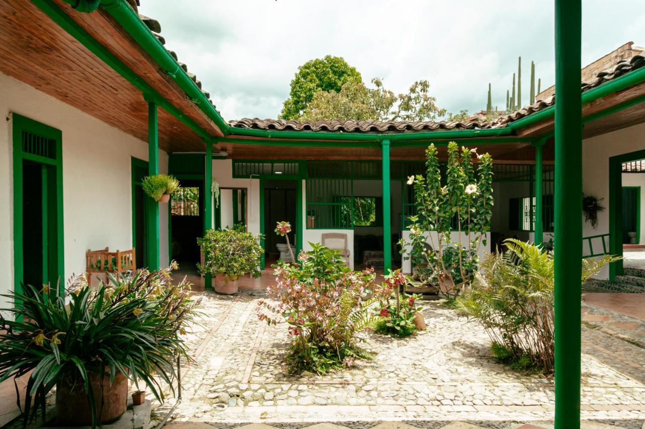Hotel Luzart Jardín Exteriér fotografie
